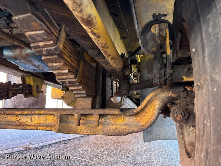 image for item EM6147 Gradall G3W wheeled excavator