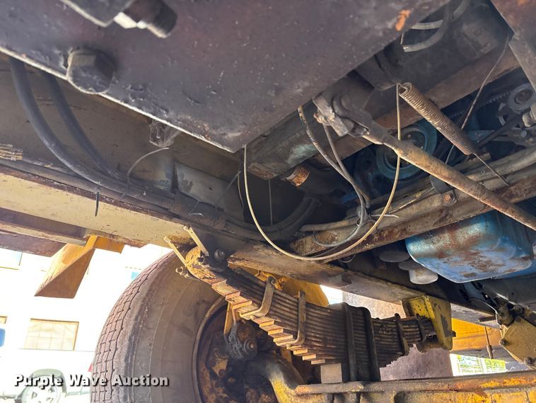 image for item EM6147 Gradall G3W wheeled excavator