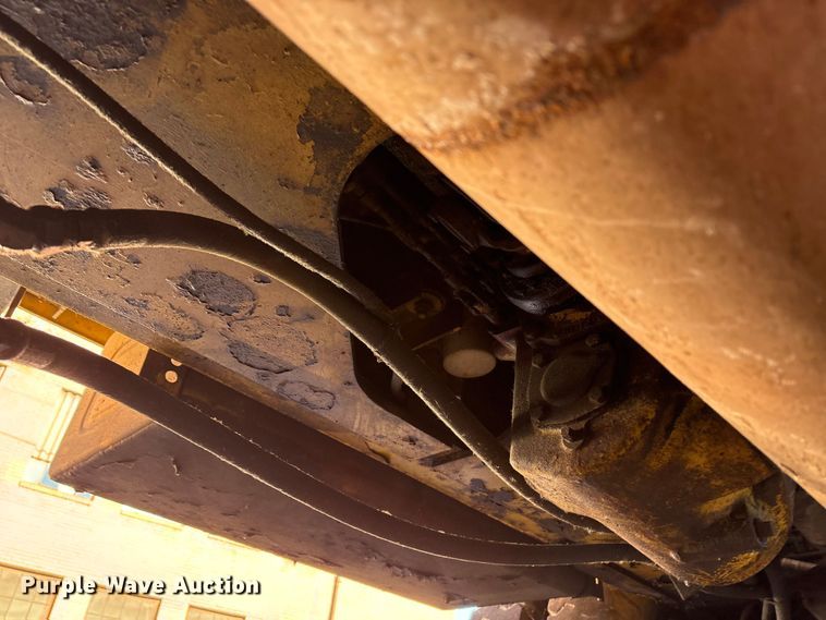 image for item EM6147 Gradall G3W wheeled excavator