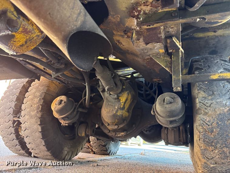 image for item EM6147 Gradall G3W wheeled excavator