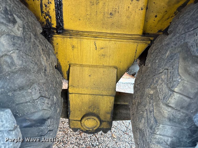 image for item EM6147 Gradall G3W wheeled excavator