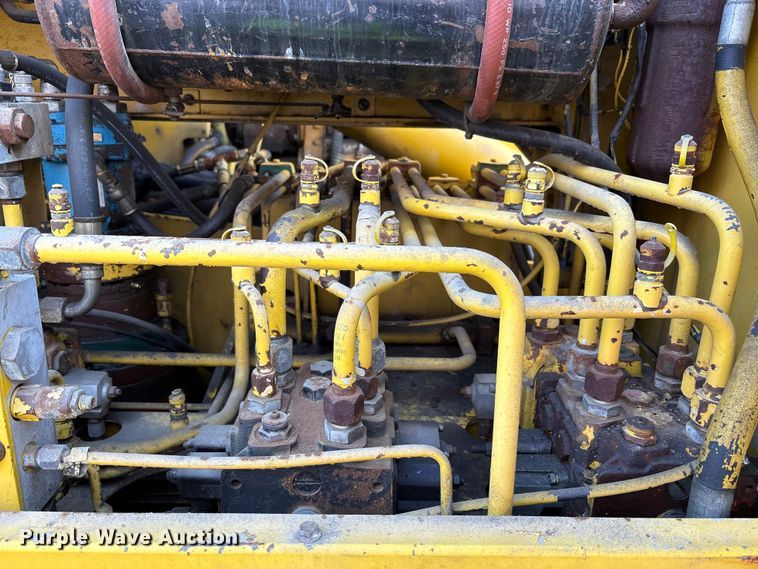 image for item EM6147 Gradall G3W wheeled excavator