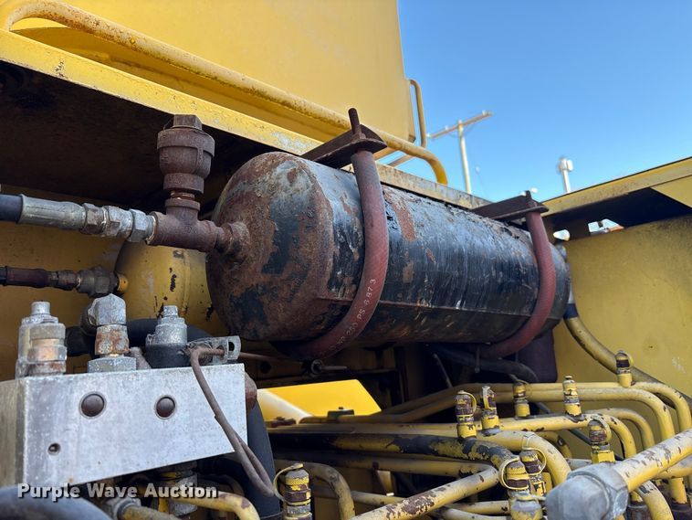 image for item EM6147 Gradall G3W wheeled excavator