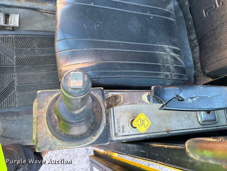 image for item EM6147 Gradall G3W wheeled excavator