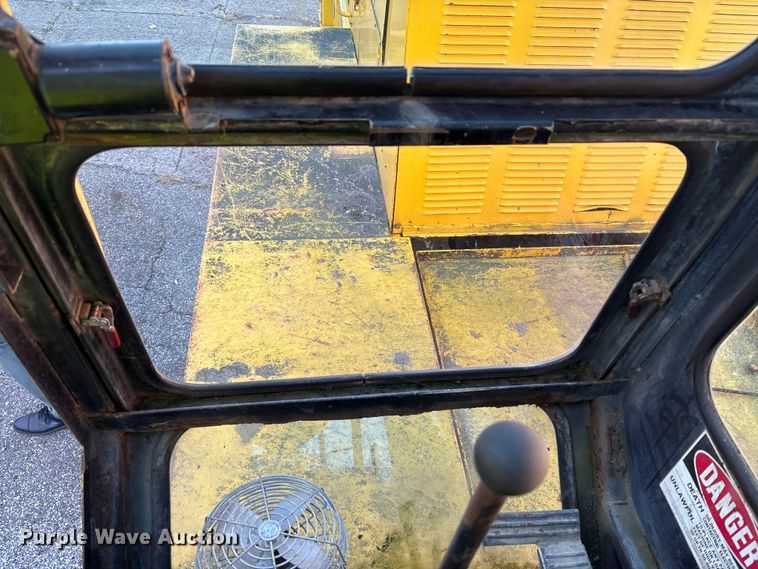 image for item EM6147 Gradall G3W wheeled excavator