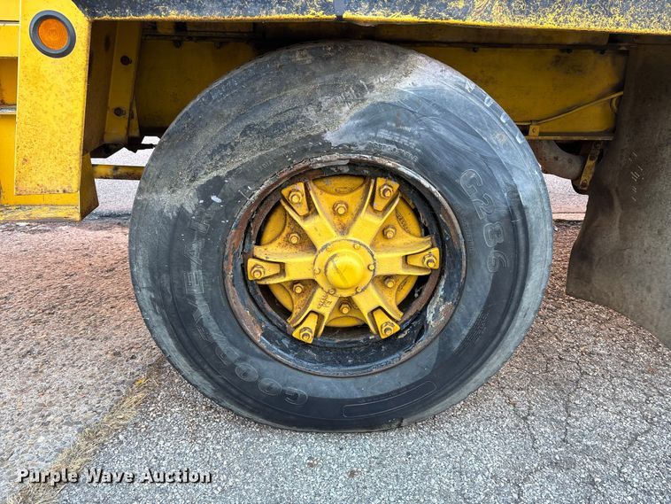 image for item EM6147 Gradall G3W wheeled excavator