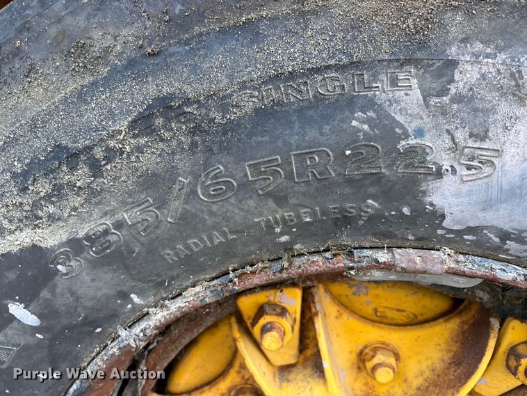 image for item EM6147 Gradall G3W wheeled excavator