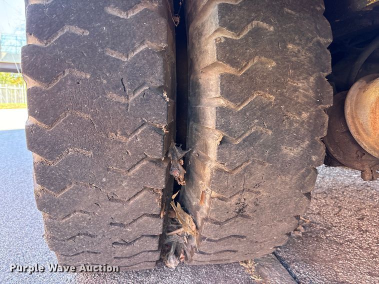 image for item EM6147 Gradall G3W wheeled excavator