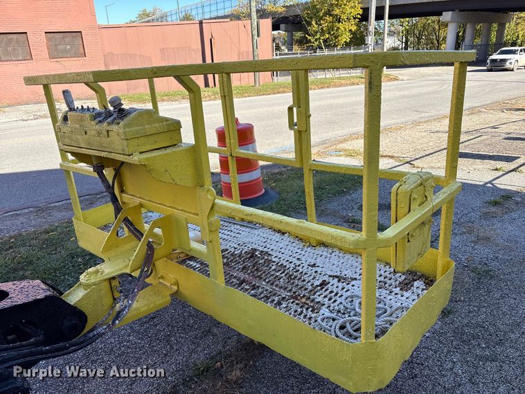 image for item EM6148 Grove T80 boom lift