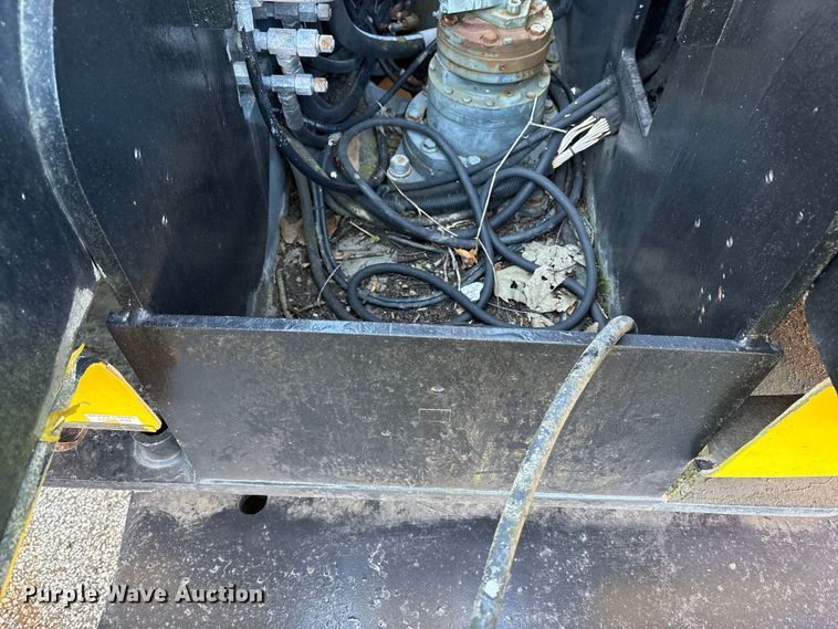 image for item EM6148 Grove T80 boom lift