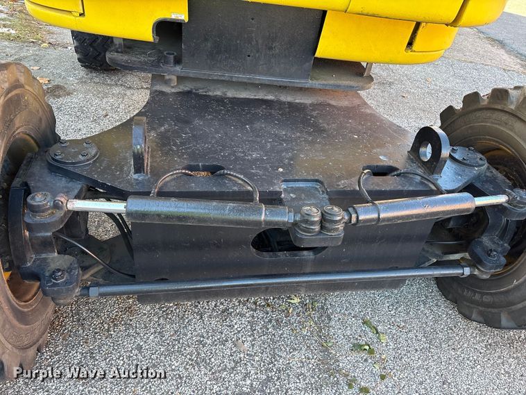 image for item EM6148 Grove T80 boom lift