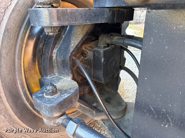 image for item EM6148 Grove T80 boom lift