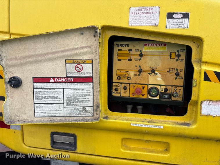 image for item EM6148 Grove T80 boom lift