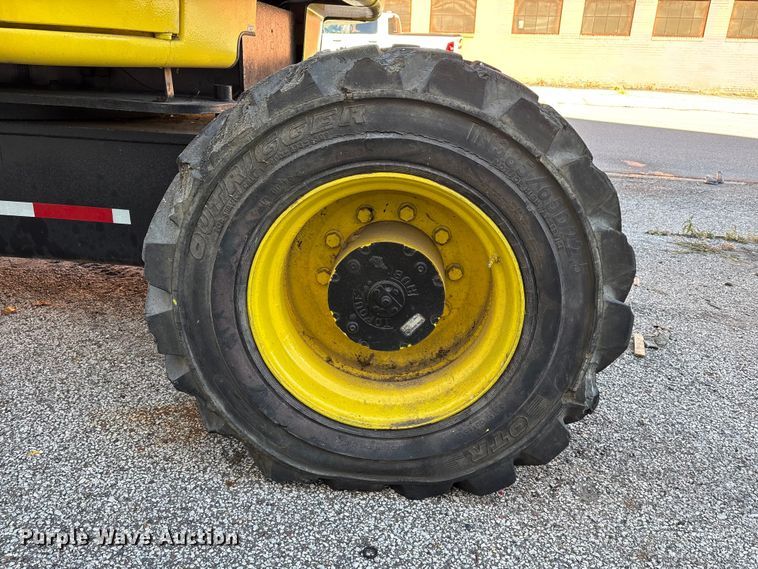 image for item EM6148 Grove T80 boom lift