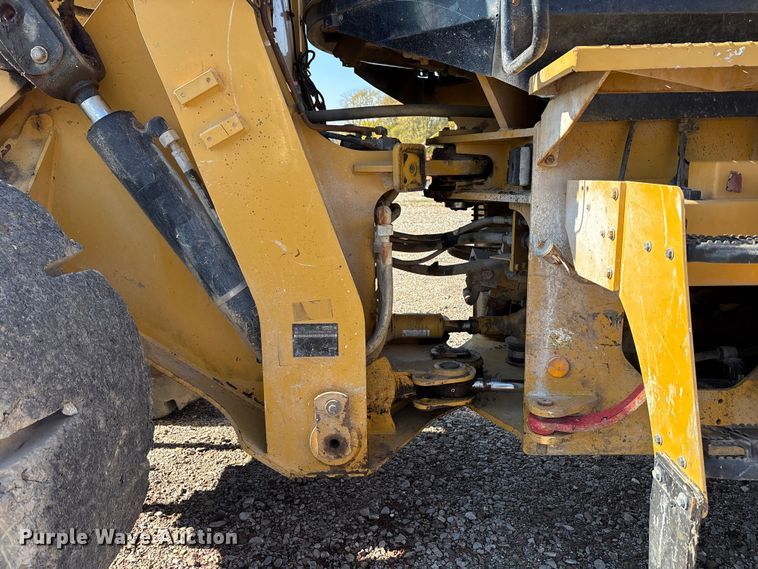 image for item EM6151 2013 Caterpillar 924K wheel loader
