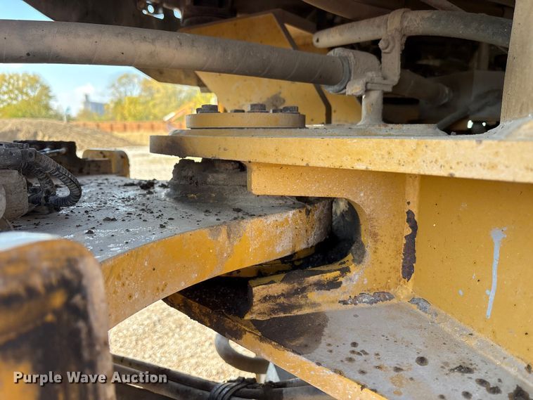 image for item EM6151 2013 Caterpillar 924K wheel loader
