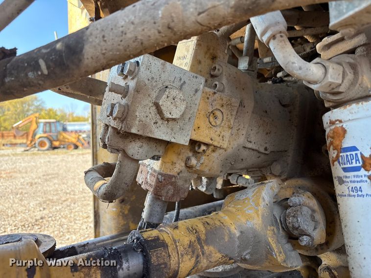 image for item EM6151 2013 Caterpillar 924K wheel loader