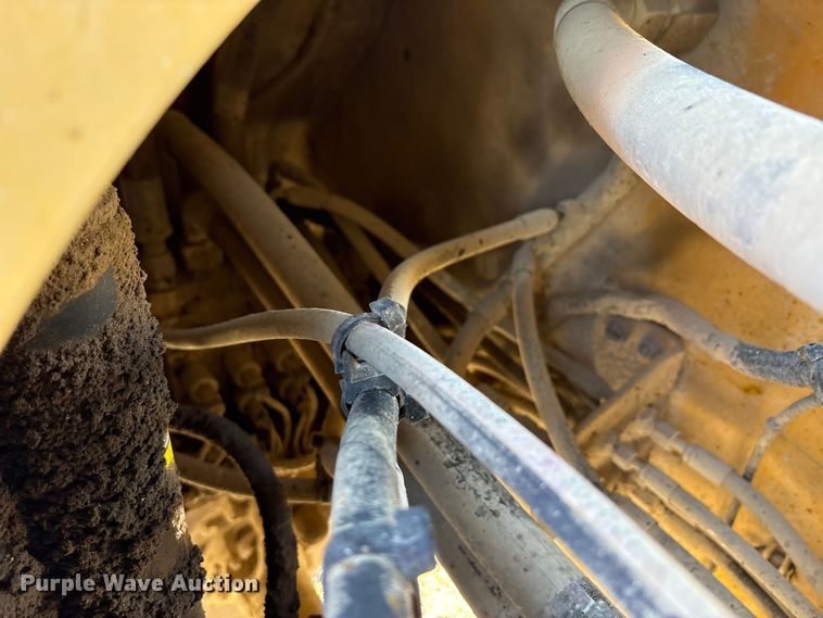 image for item EM6151 2013 Caterpillar 924K wheel loader