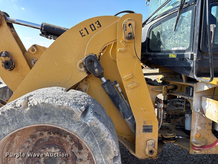 image for item EM6151 2013 Caterpillar 924K wheel loader