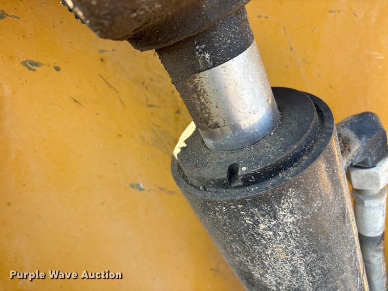 image for item EM6151 2013 Caterpillar 924K wheel loader