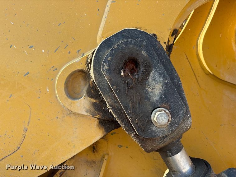 image for item EM6151 2013 Caterpillar 924K wheel loader