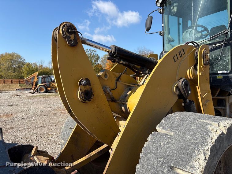 image for item EM6151 2013 Caterpillar 924K wheel loader