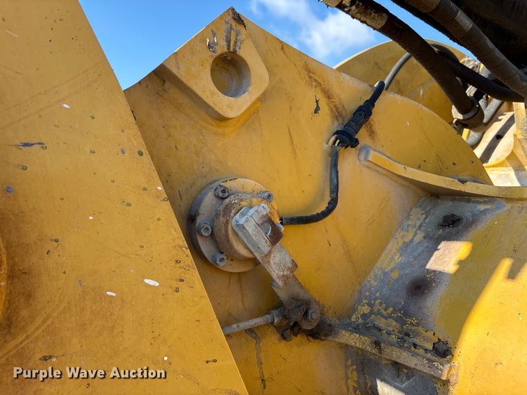 image for item EM6151 2013 Caterpillar 924K wheel loader