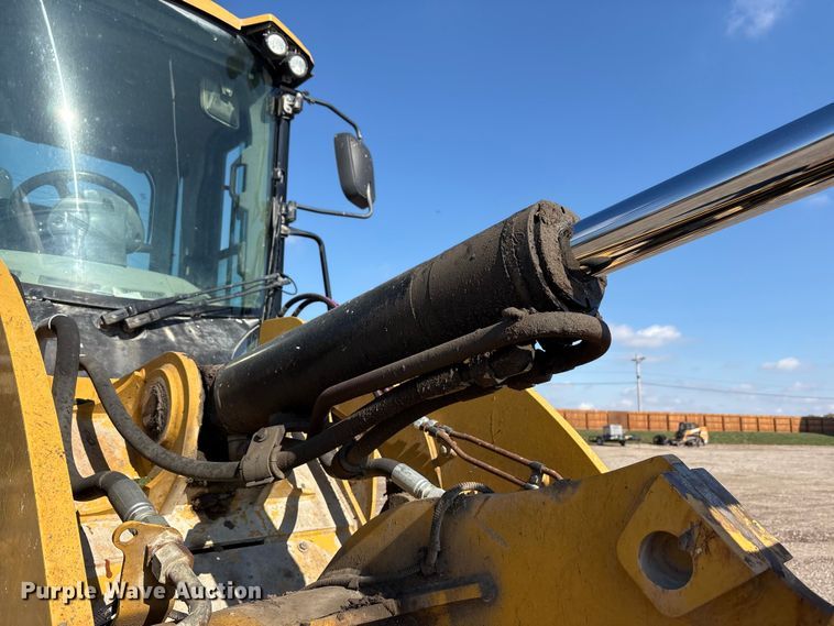 image for item EM6151 2013 Caterpillar 924K wheel loader
