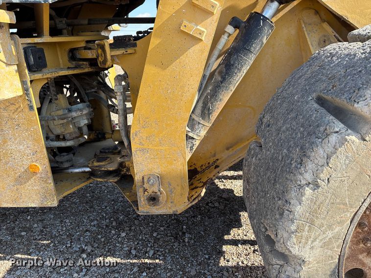 image for item EM6151 2013 Caterpillar 924K wheel loader