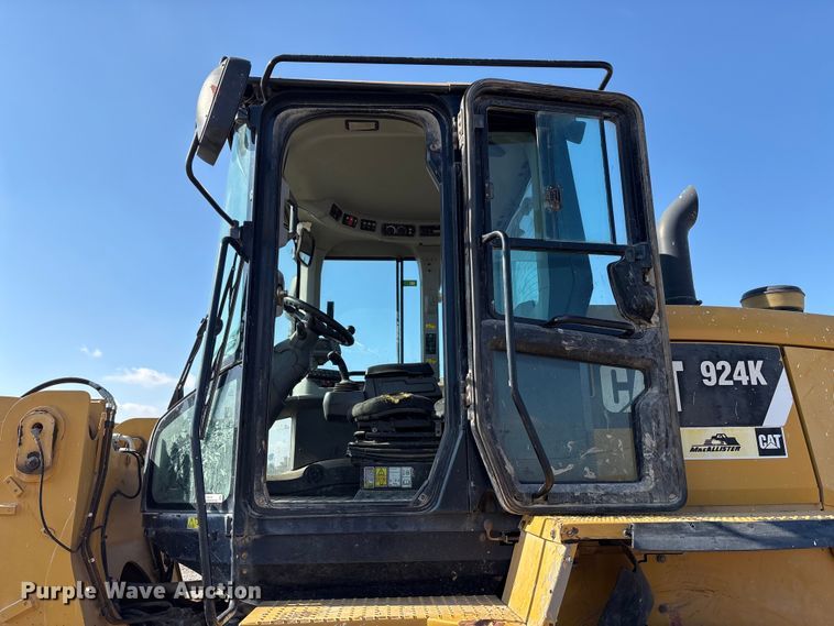 image for item EM6151 2013 Caterpillar 924K wheel loader