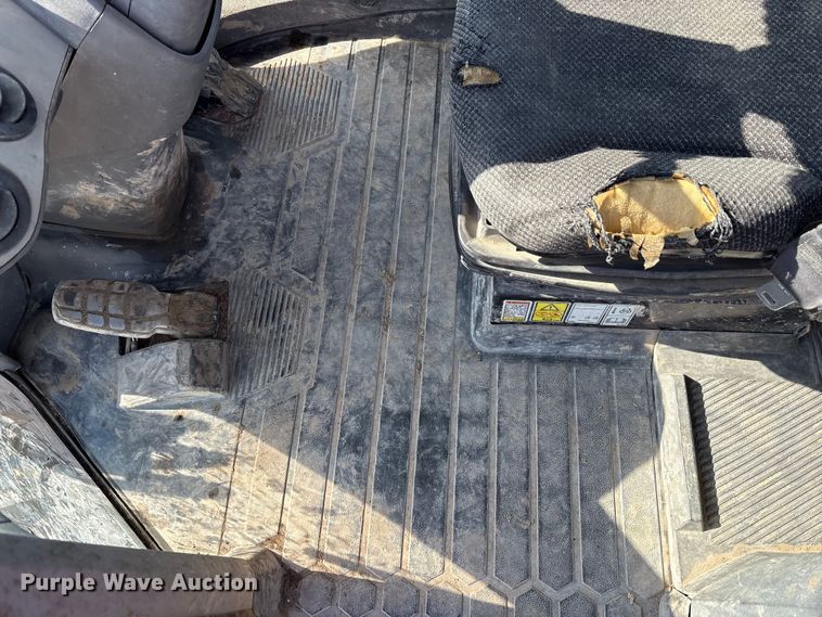 image for item EM6151 2013 Caterpillar 924K wheel loader