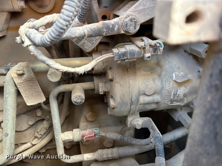 image for item EM6151 2013 Caterpillar 924K wheel loader