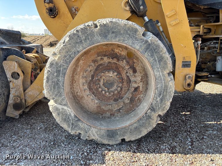 image for item EM6151 2013 Caterpillar 924K wheel loader