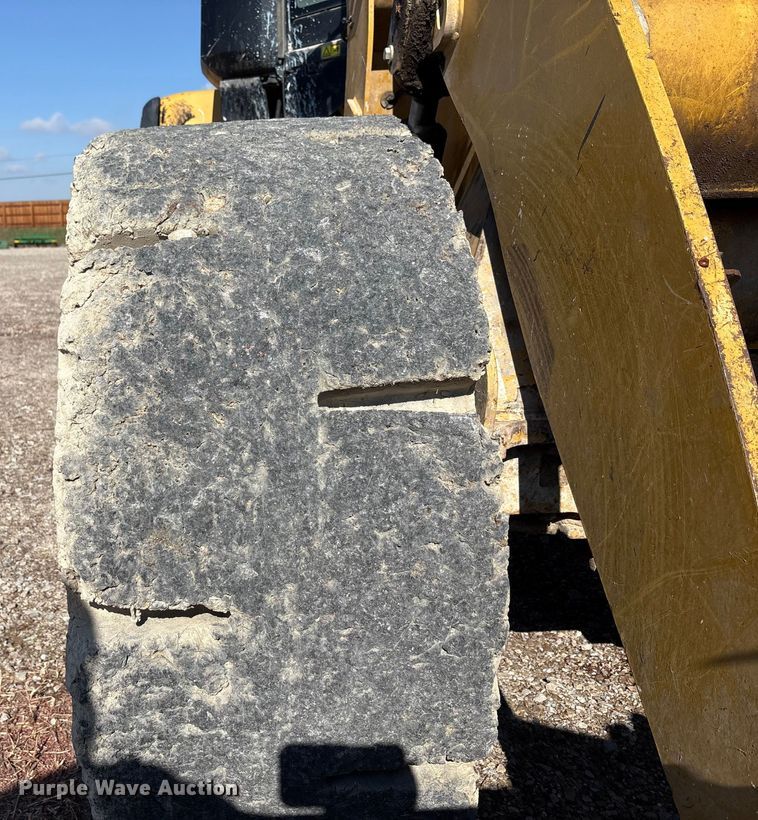 image for item EM6151 2013 Caterpillar 924K wheel loader