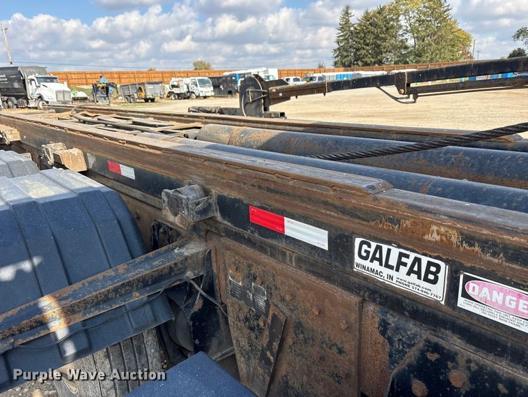 image for item EM6153 2006 Kenworth T800 roll-off container truck