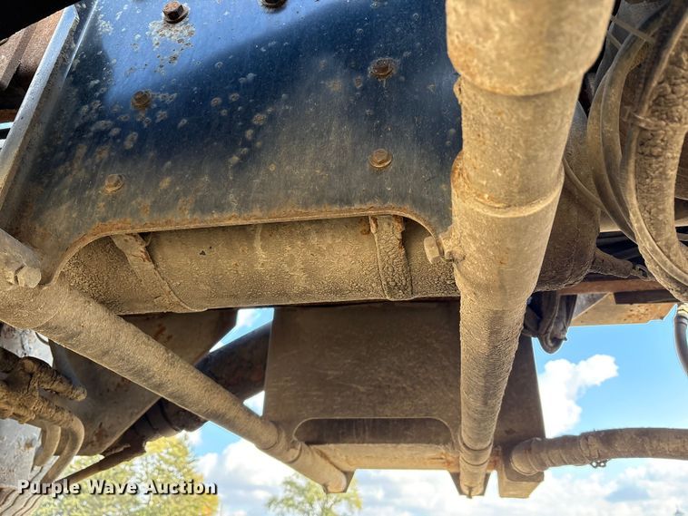 image for item EM6153 2006 Kenworth T800 roll-off container truck