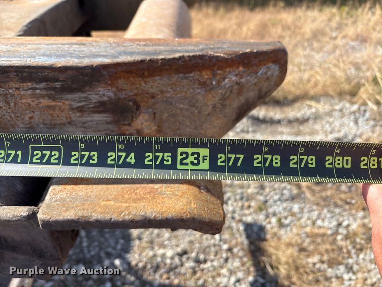 image for item EM6153 2006 Kenworth T800 roll-off container truck