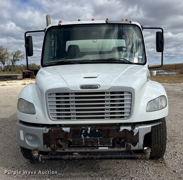 image for item EM8276 2013 Freightliner Business Class M2 water truck