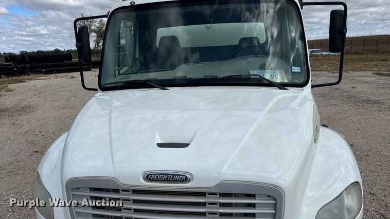 image for item EM8276 2013 Freightliner Business Class M2 water truck