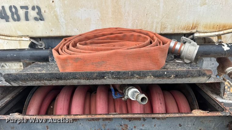 image for item EM8276 2013 Freightliner Business Class M2 water truck