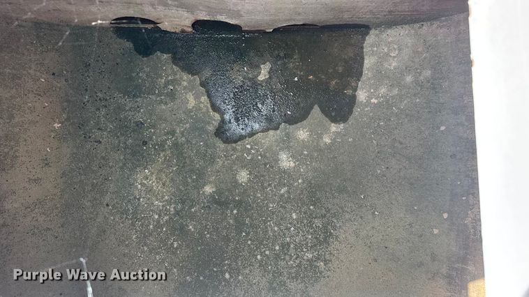 image for item EM8276 2013 Freightliner Business Class M2 water truck