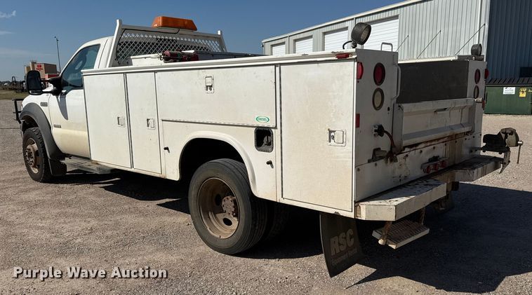 image for item EM8306 2007 Ford F550 Super Duty utility / service truck