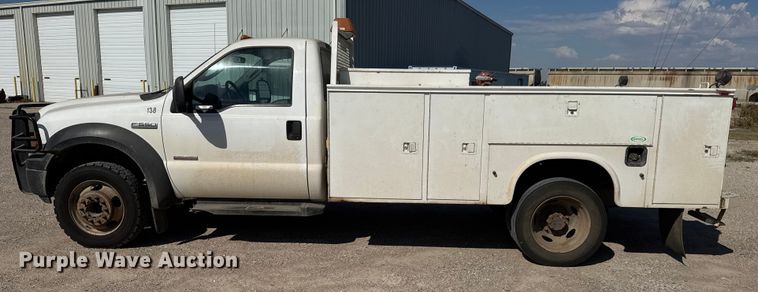 image for item EM8306 2007 Ford F550 Super Duty utility / service truck