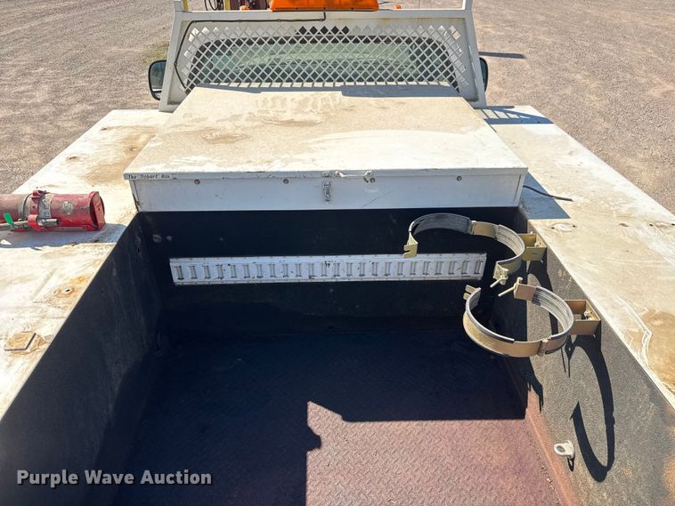 image for item EM8306 2007 Ford F550 Super Duty utility / service truck