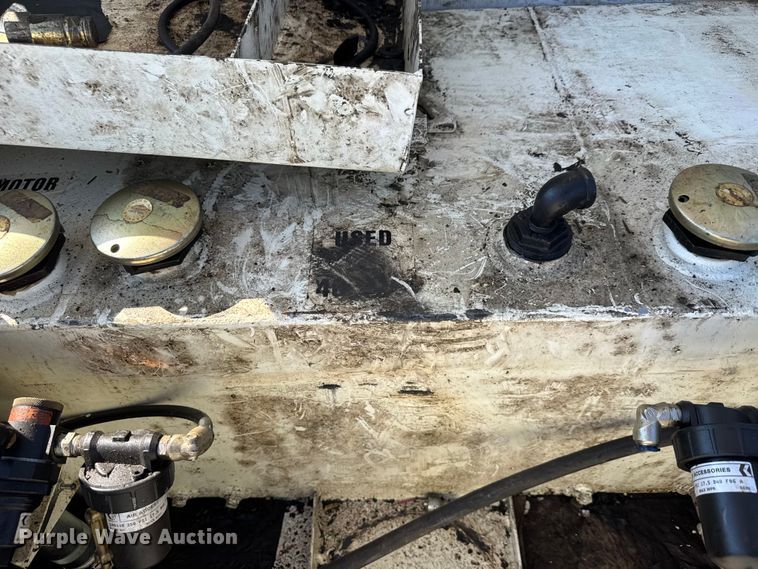 image for item EM8306 2007 Ford F550 Super Duty utility / service truck