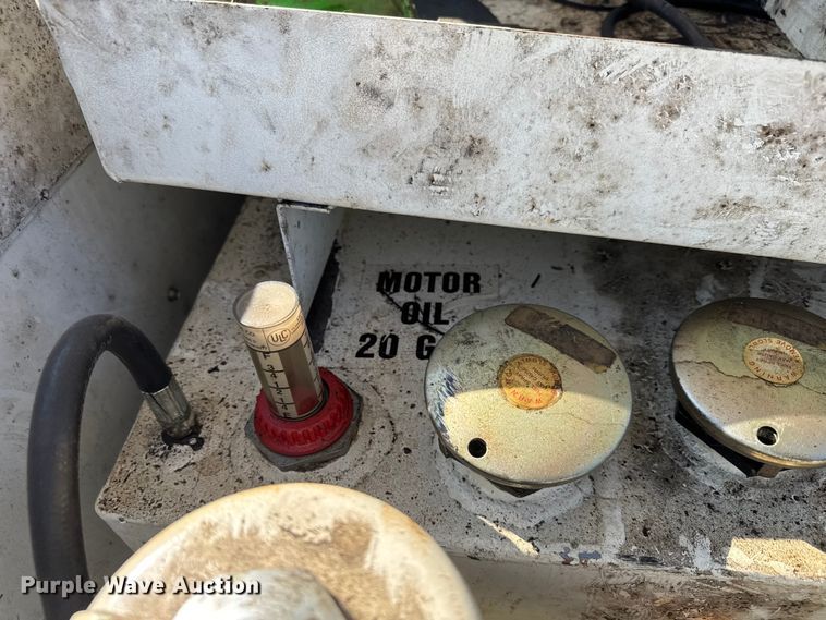 image for item EM8306 2007 Ford F550 Super Duty utility / service truck