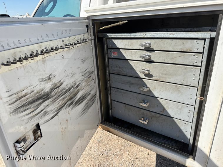 image for item EM8306 2007 Ford F550 Super Duty utility / service truck