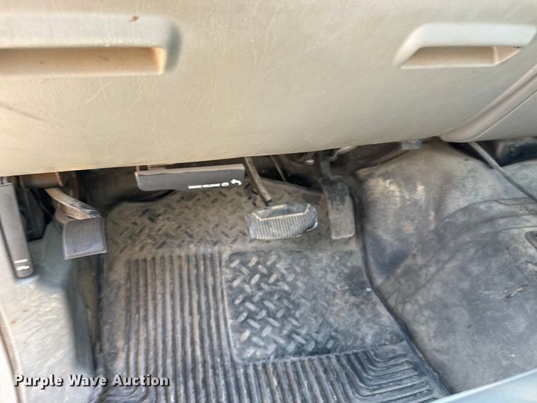 image for item EM8306 2007 Ford F550 Super Duty utility / service truck