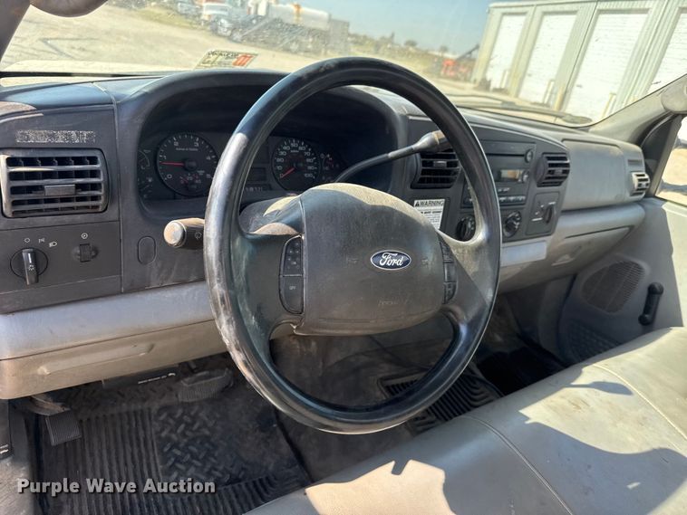 image for item EM8306 2007 Ford F550 Super Duty utility / service truck