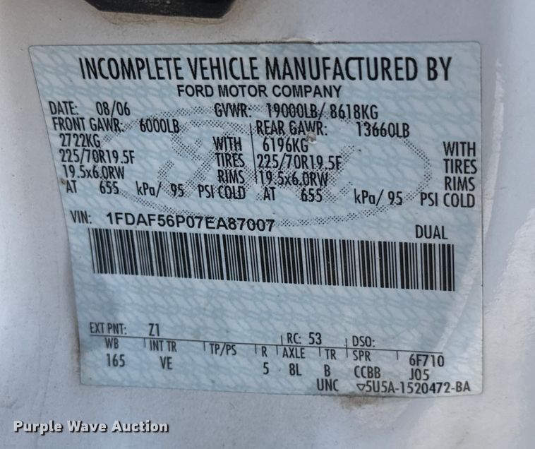 image for item EM8306 2007 Ford F550 Super Duty utility / service truck